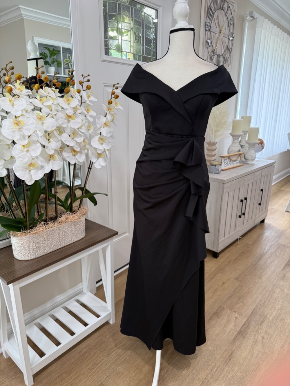 Xscape Women's Sz.8P Long Off-the-Shoulder Sweetheart Neckline Formal - Picture 3 of 15
